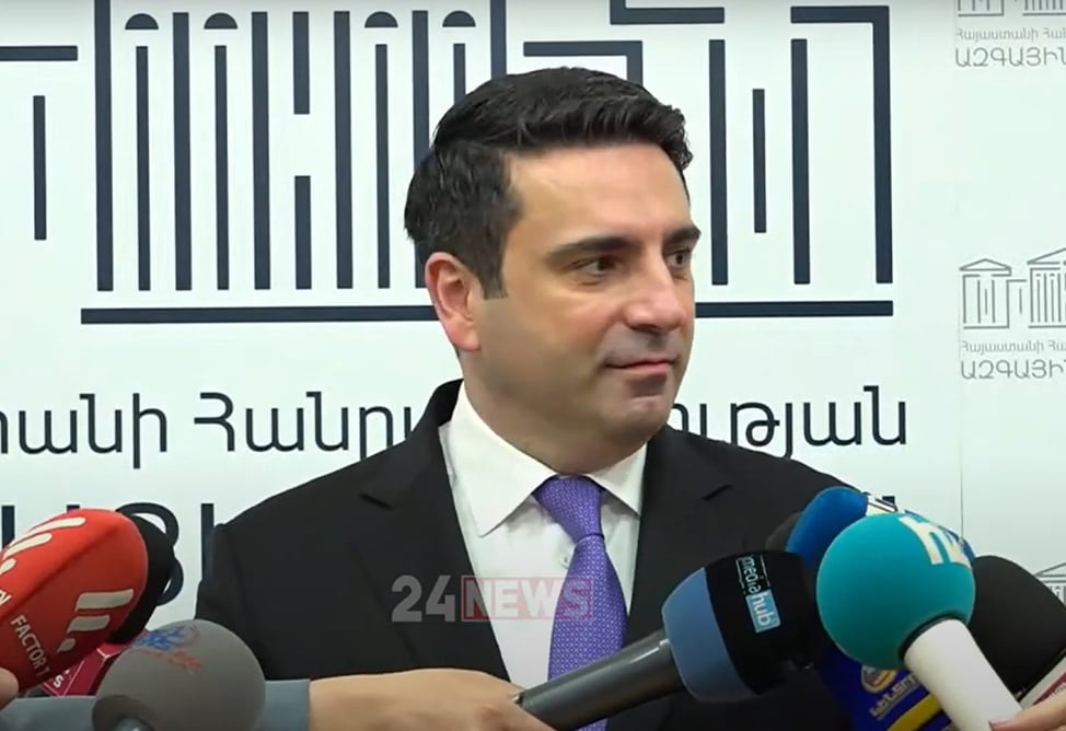 Ругательства в словах Пашиняна нет: Симонян о высказываниях премьера о священнослужителях Ругательства в словах Пашиняна нет: Симонян о высказываниях премьера о священнослужителях