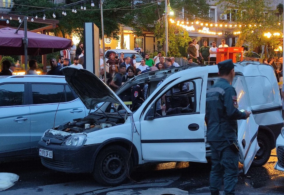 взрыв