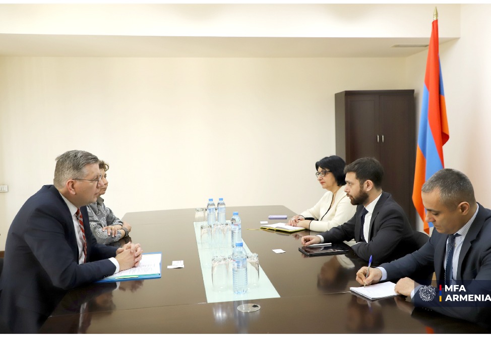 ՀՀ ԱԳՆ-ում քննարկվել են ԼՂ-ից տեղահանված անձանց աջակցության և ինտեգրման հարցերը ՀՀ ԱԳՆ-ում քննարկվել են ԼՂ-ից տեղահանված անձանց աջակցության և ինտեգրման հարցերը