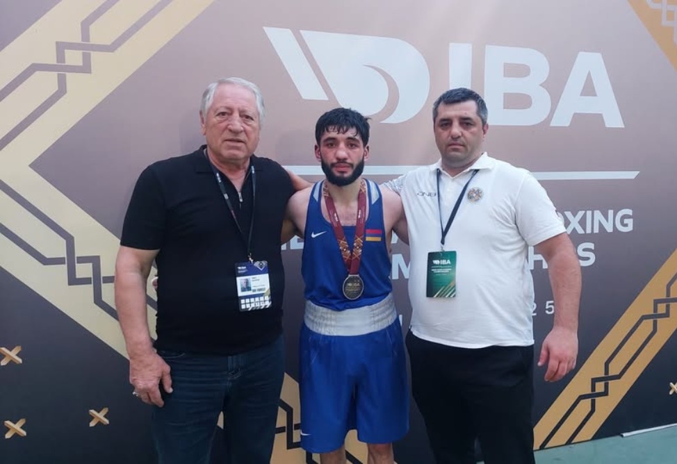 Артур базеян