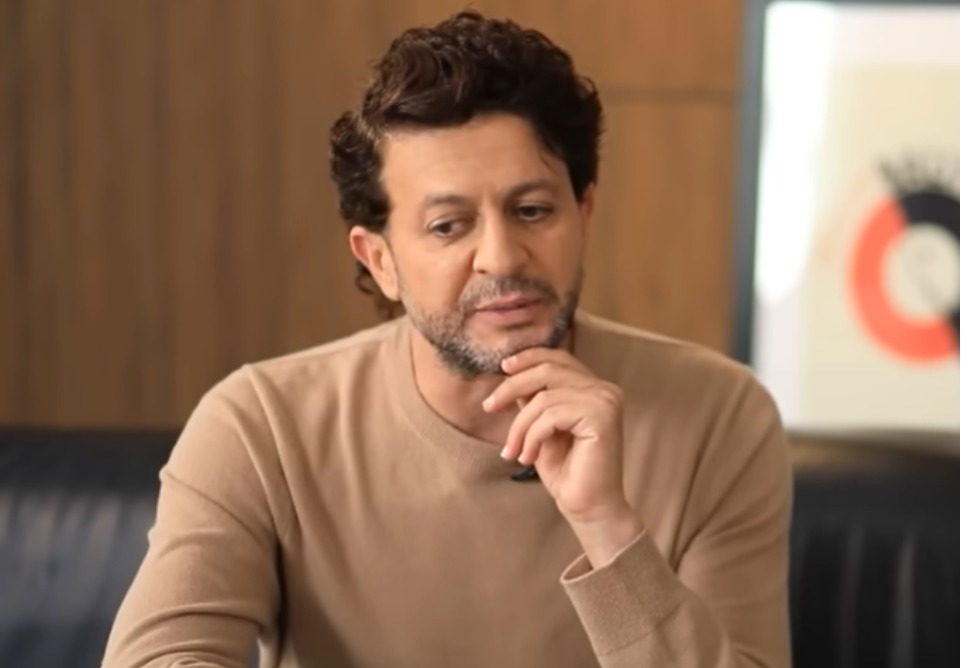 Սպասեք նոր փոփոխությունների իմ բեմական անվան մեջ․ Արսեն Գրիգորյան (ՖՈՏՈ) Սպասեք նոր փոփոխությունների իմ բեմական անվան մեջ․ Արսեն Գրիգորյան (ՖՈՏՈ)