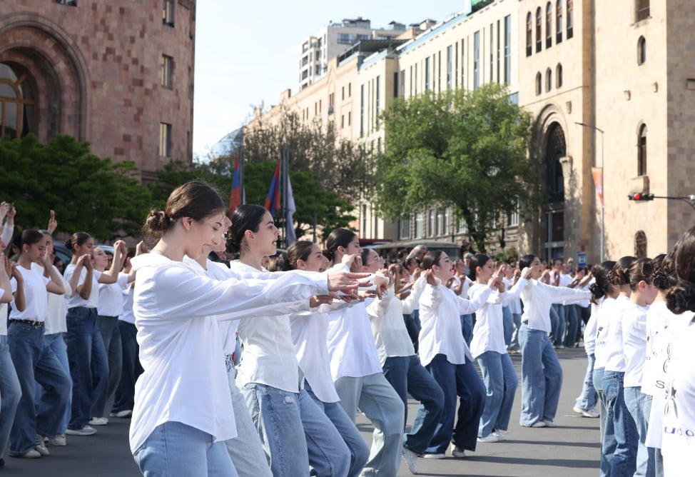 Ереван отмечает Международный день танца-7