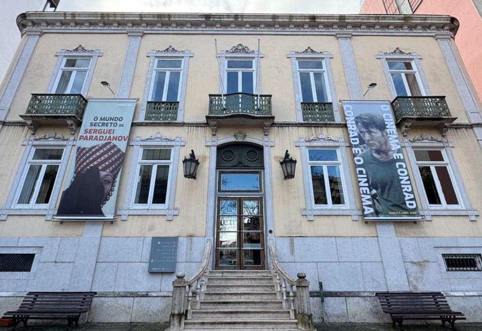 Փարաջանովի «Գաղտնի աշխարհը»․ Լիսաբոնում կազմակերպվել է մեծանուն ռեժիսորի ֆիլմերի հետահայաց ցուցադրությունը Փարաջանովի «Գաղտնի աշխարհը»․ Լիսաբոնում կազմակերպվել է մեծանուն ռեժիսորի ֆիլմերի հետահայաց ցուցադրությունը