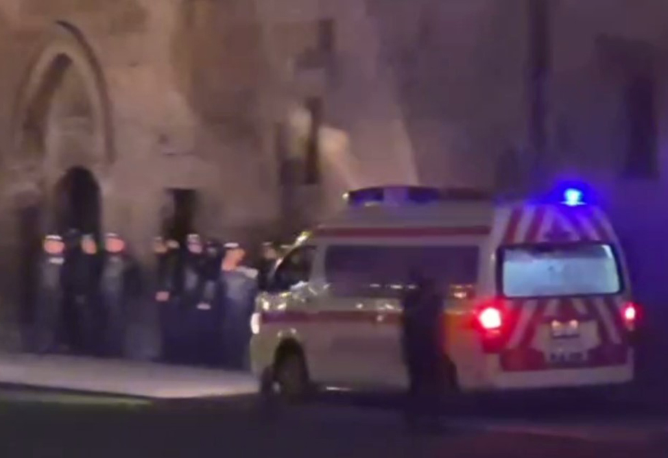 Մայր Աթոռ Սուրբ Էջմիածնում քահանայի ինքնազգացողությունը վատացել է (ՎԻԴԵՈ)