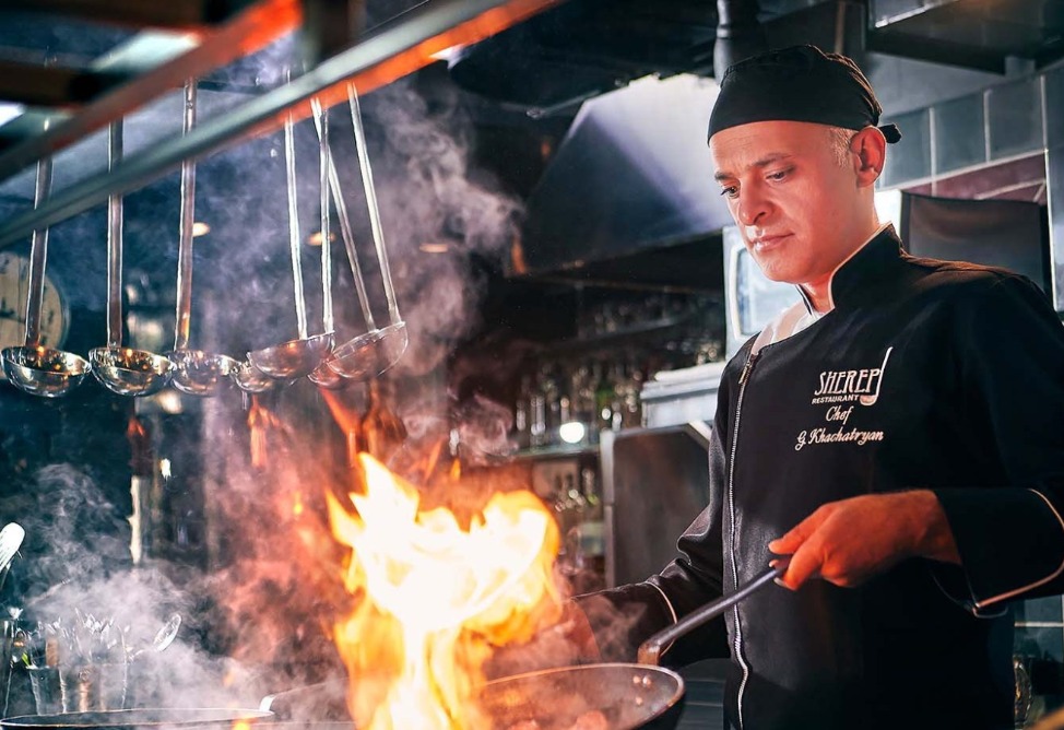 Еремян Еремян