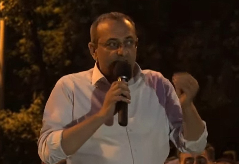 Կառավարության հրաժարականի հարցի քննարկումը և հրավիրված նիստը կայանալու է հունիսի 17-ին. Արծվիկ Մինասյանը հակադարձում է ԱԺ  հանձնաժողովին