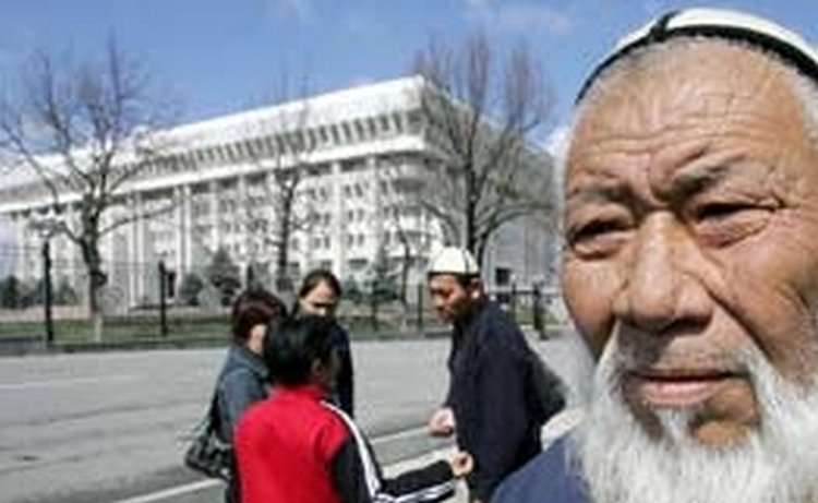 Обстановка на границе с Узбекистаном после перестрелки стабильная - Погранслужба Киргизии Обстановка на границе с Узбекистаном после перестрелки стабильная - Погранслужба Киргизии