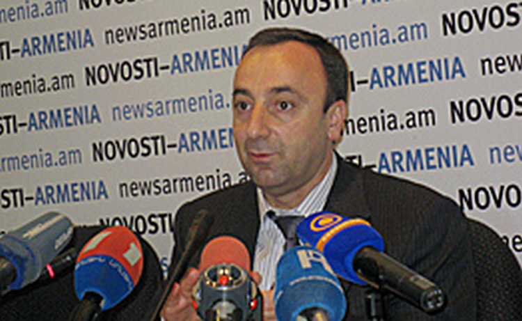 Министр юстиции Армении не комментирует приговор активистам АНК, чтобы не давить на суд Министр юстиции Армении не комментирует приговор активистам АНК, чтобы не давить на суд